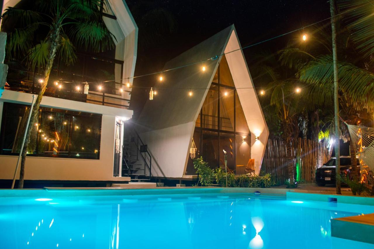 Xtambaa Cabins & Spa Only Adults El Cuyo Exterior foto